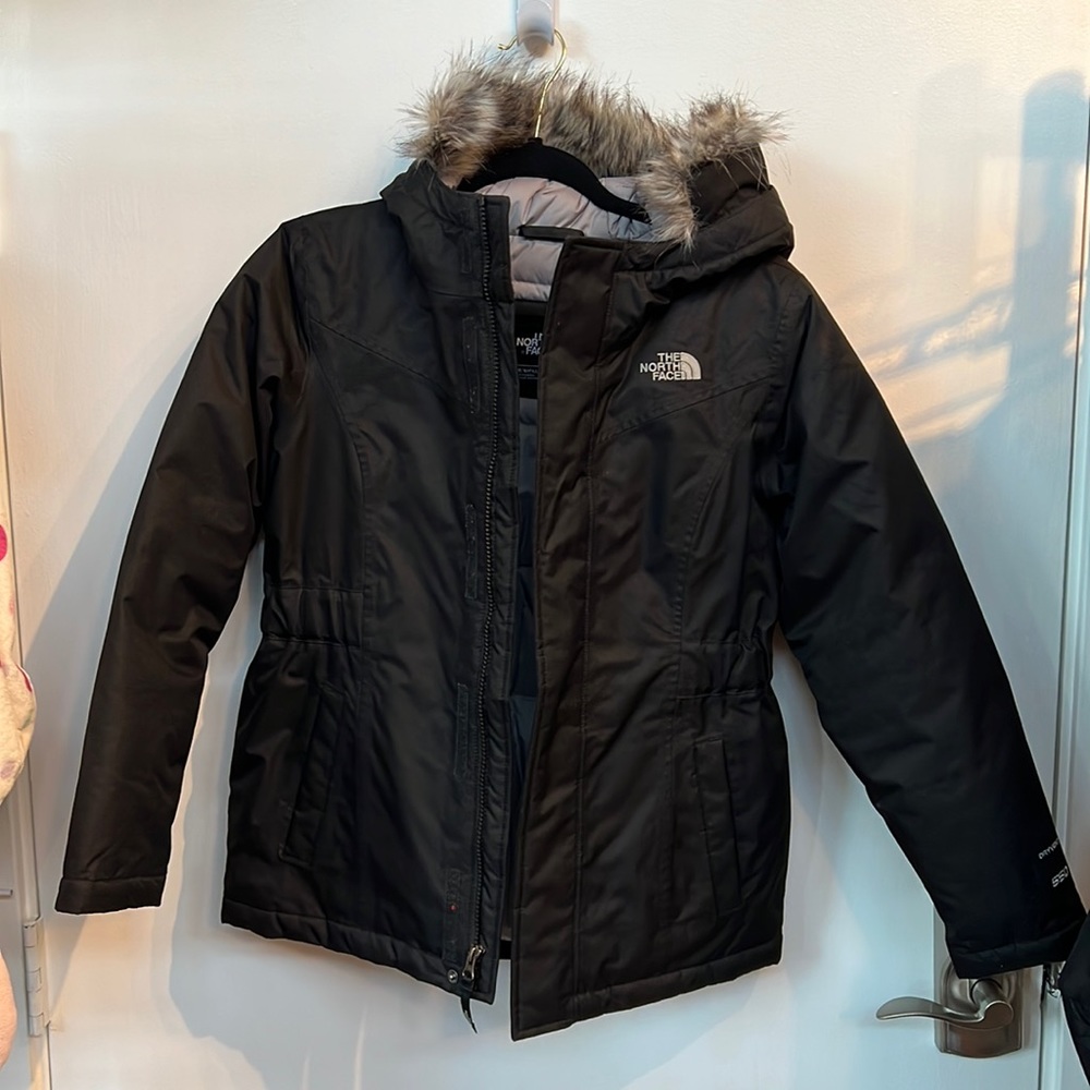 Girls Black North Face Parka with fake fur lined hood